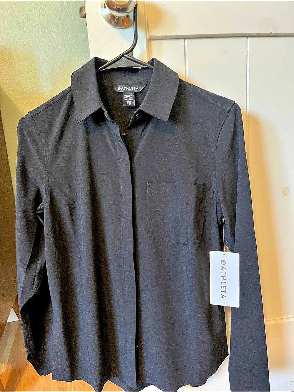 Athleta Everlasting Top Button-Down Top in Black Size XS NWT